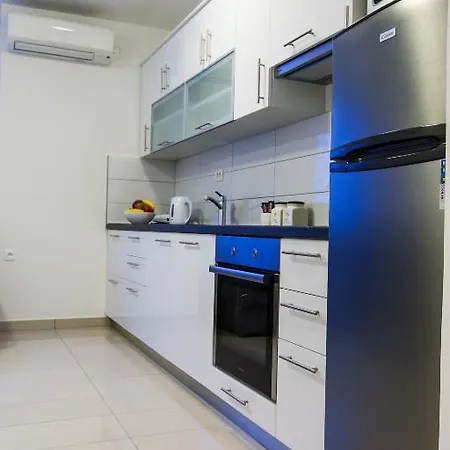 Kalelarga Lejlighed *